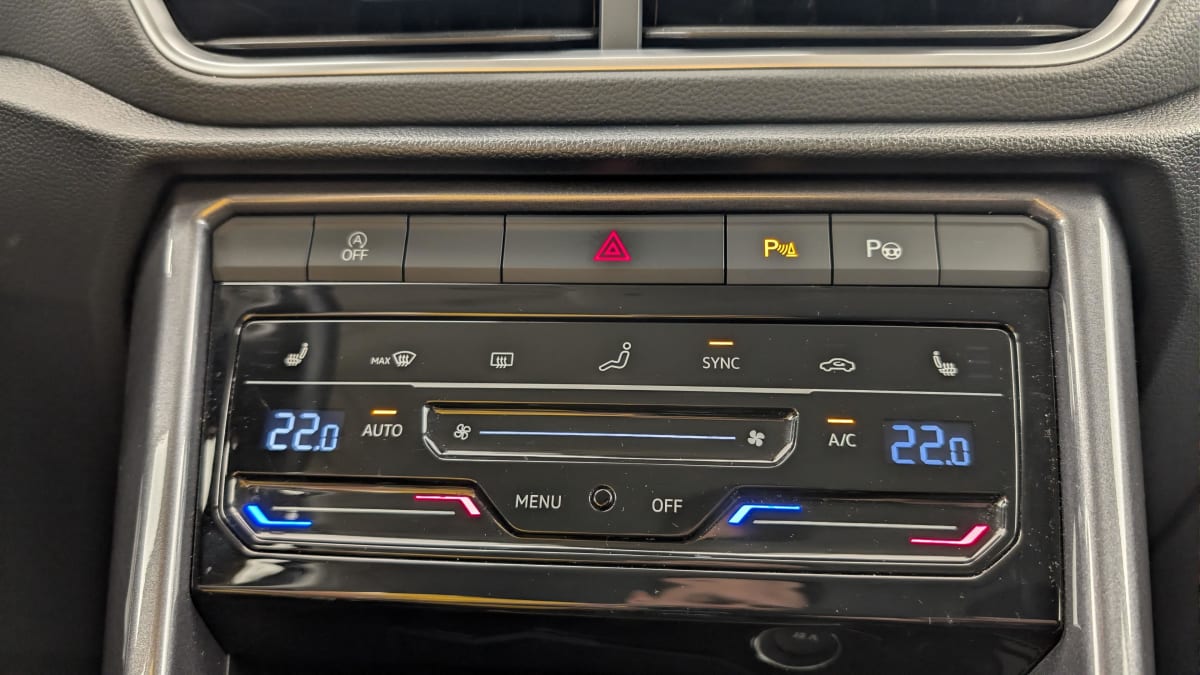 Volkswagen T-Roc - Image 20