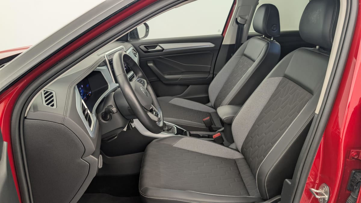 Volkswagen T-Roc - Image 16