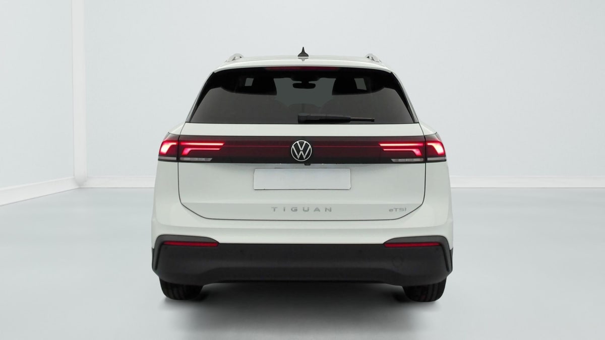 Volkswagen Tiguan - Image 6