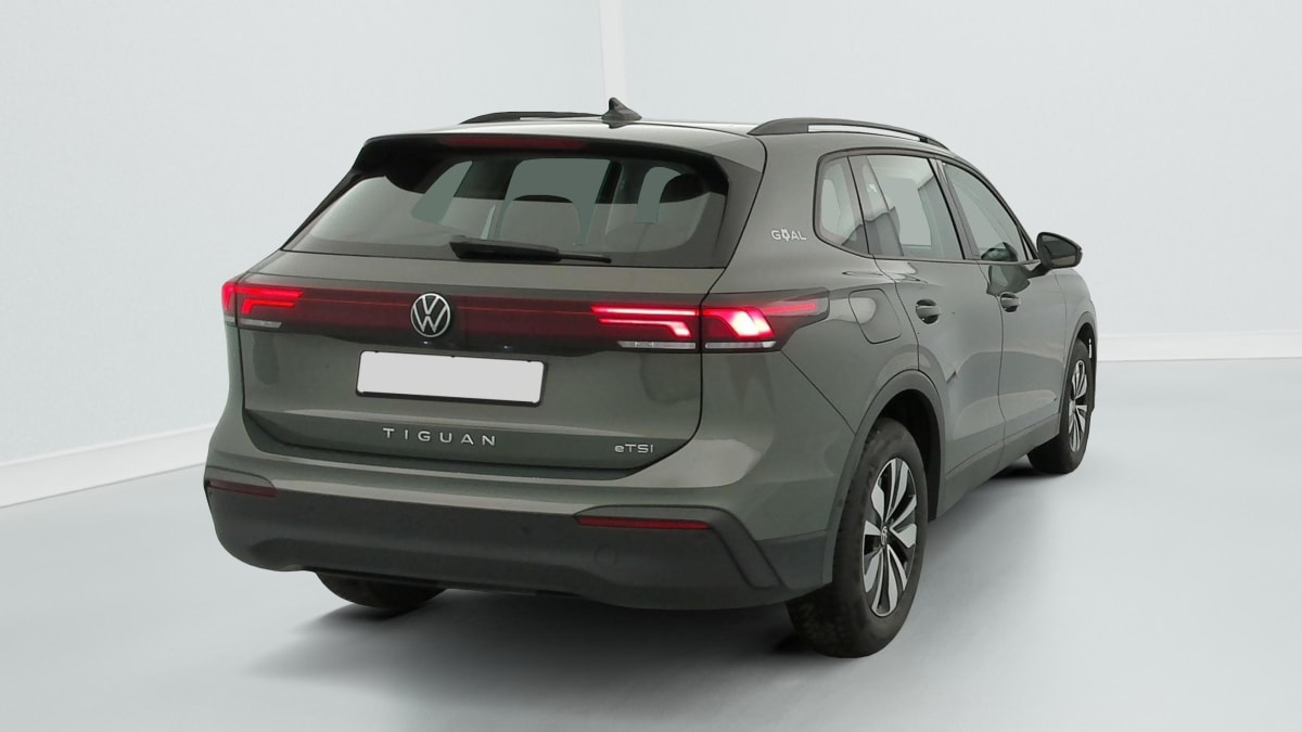 Volkswagen Tiguan - Image 7