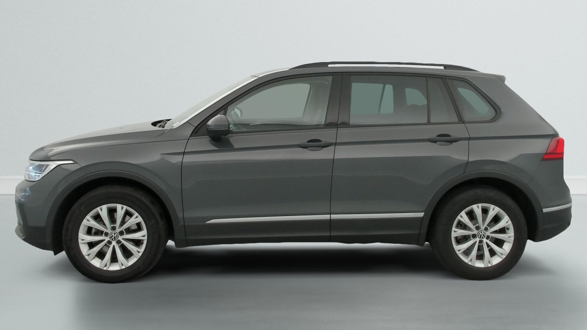 Volkswagen Tiguan - Image 4