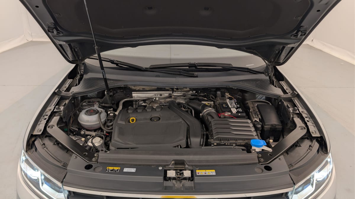 Volkswagen Tiguan - Image 20