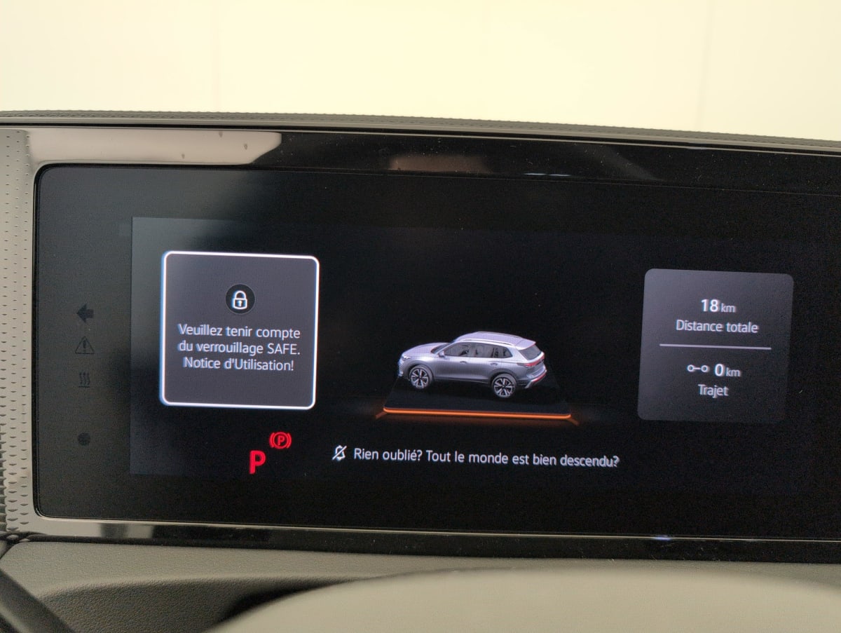 Volkswagen Tiguan - Image 26