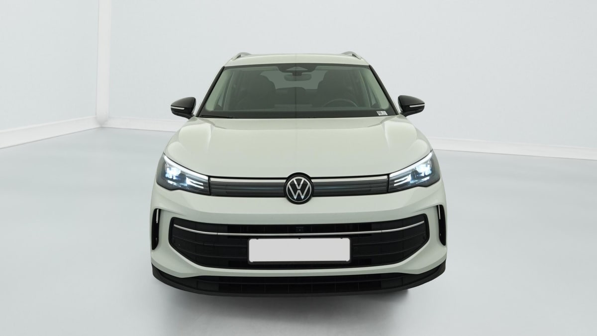 Volkswagen Tiguan - Image 2