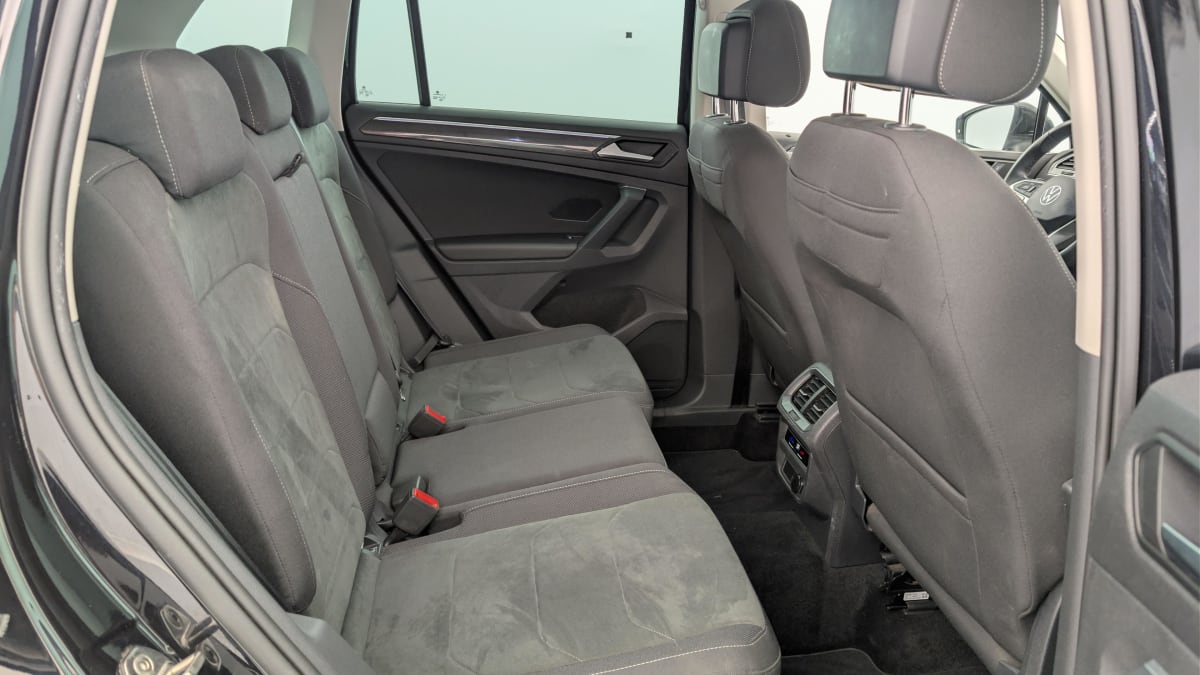Volkswagen Tiguan - Image 10