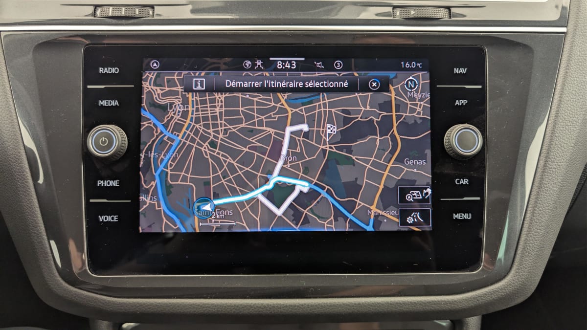 Volkswagen Tiguan - Image 19