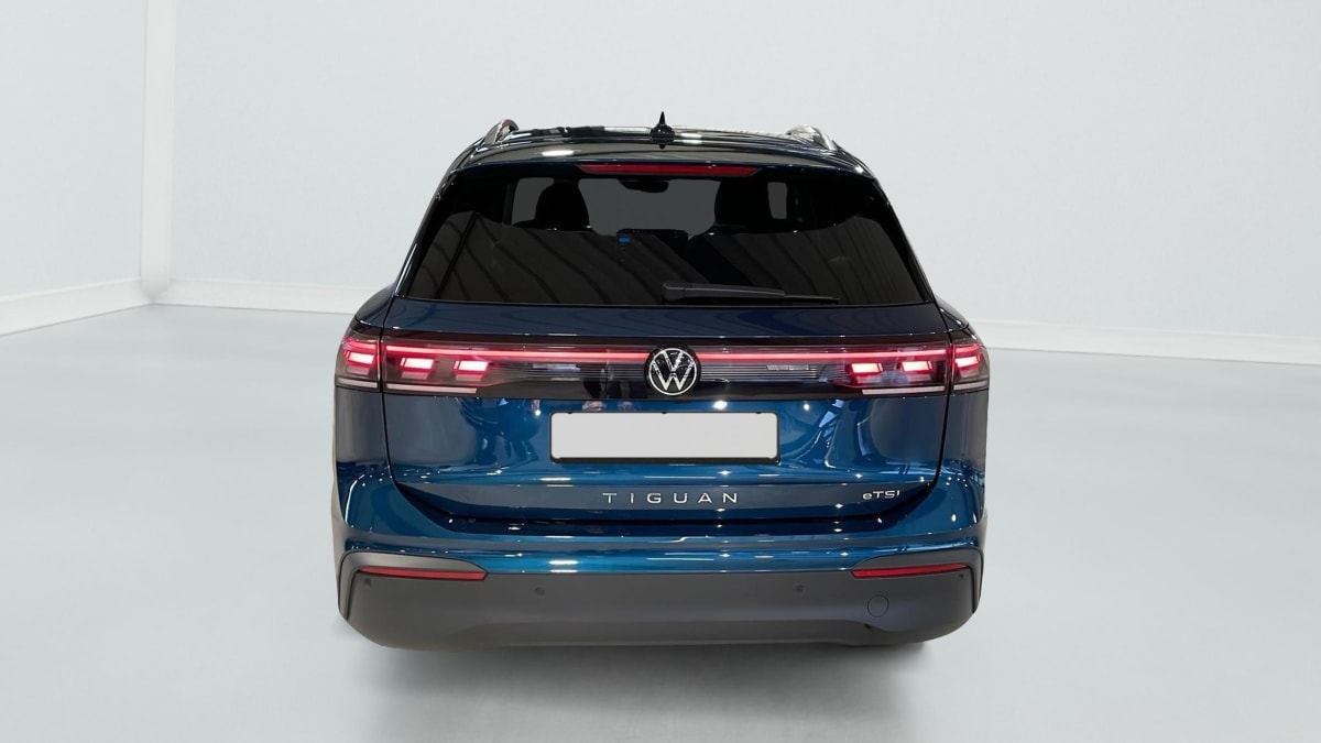 Volkswagen Tiguan - Image 6