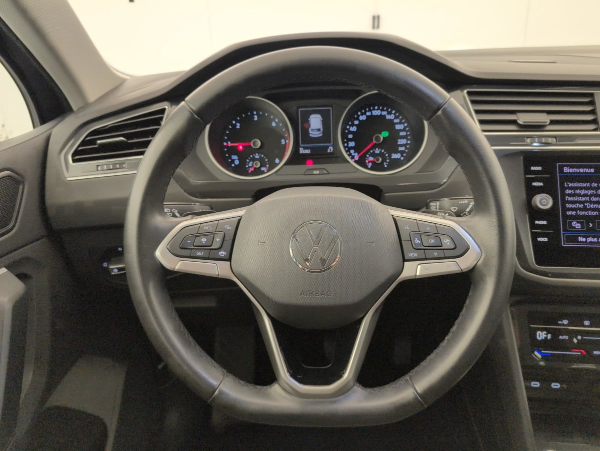 Volkswagen Tiguan - Image 14