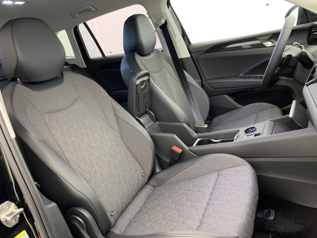 Volkswagen Tiguan - Image 59