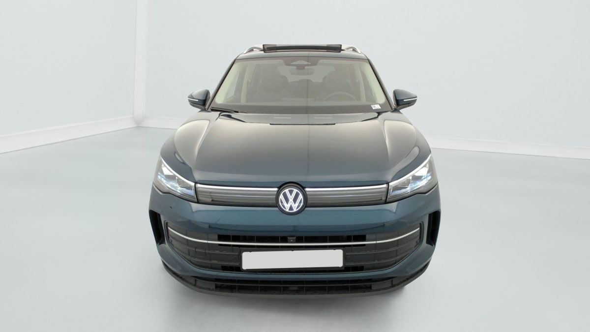 Volkswagen Tiguan - Image 30
