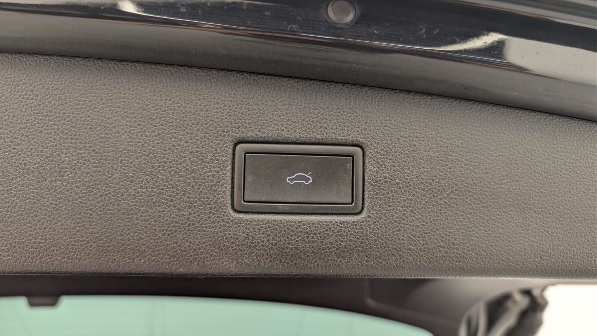 Volkswagen Tiguan - Image 22