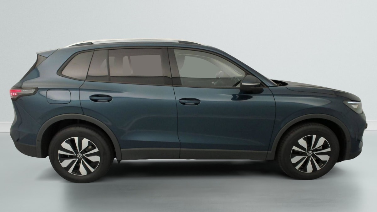 Volkswagen Tiguan - Image 61