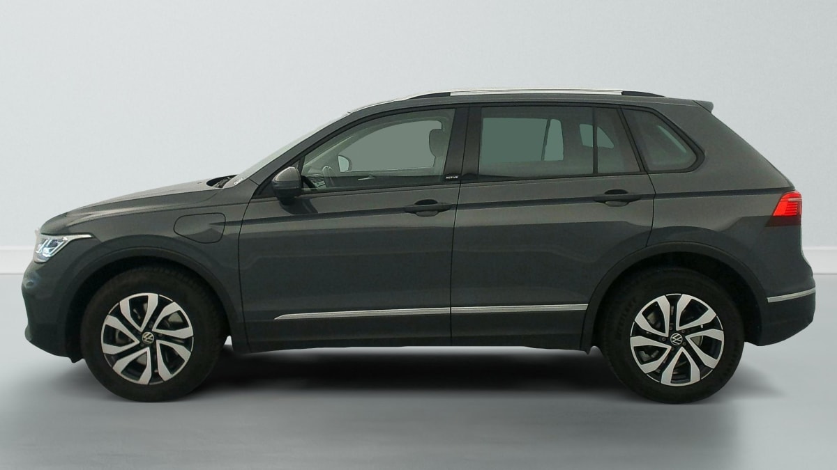 Volkswagen Tiguan - Image 4