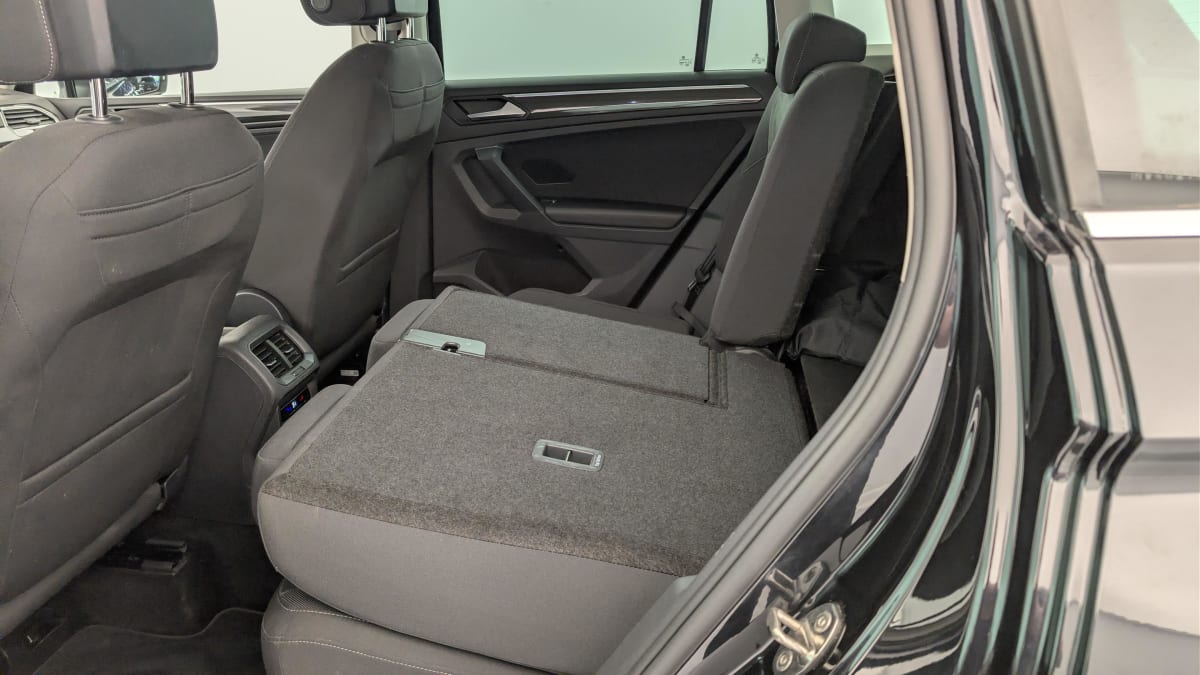 Volkswagen Tiguan - Image 12