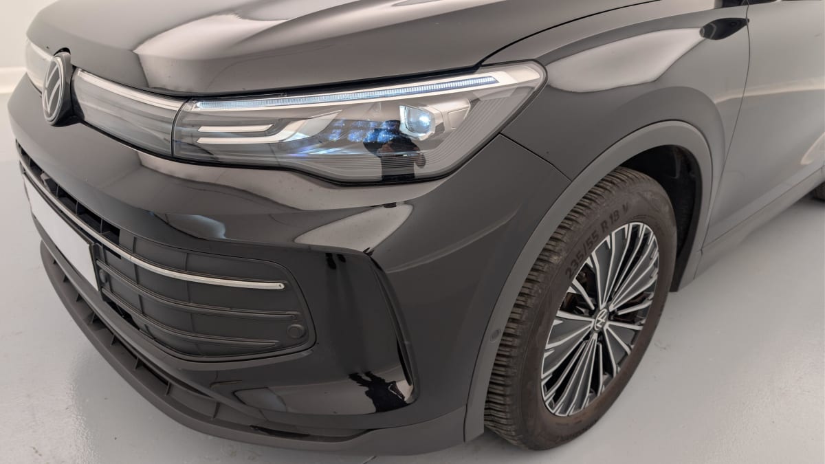 Volkswagen Tiguan - Image 24