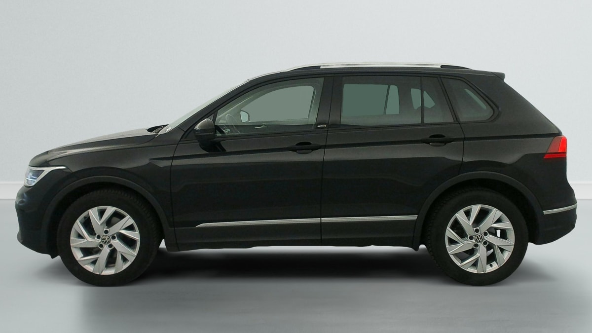 Volkswagen Tiguan - Image 4