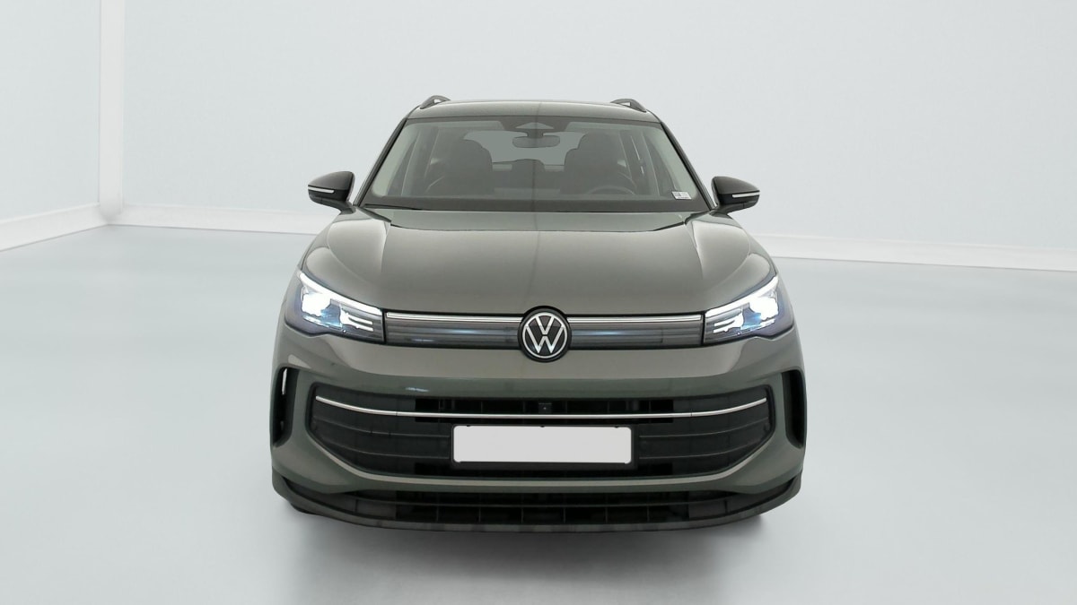Volkswagen Tiguan - Image 2