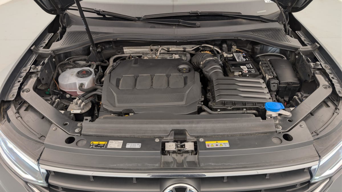 Volkswagen Tiguan - Image 21