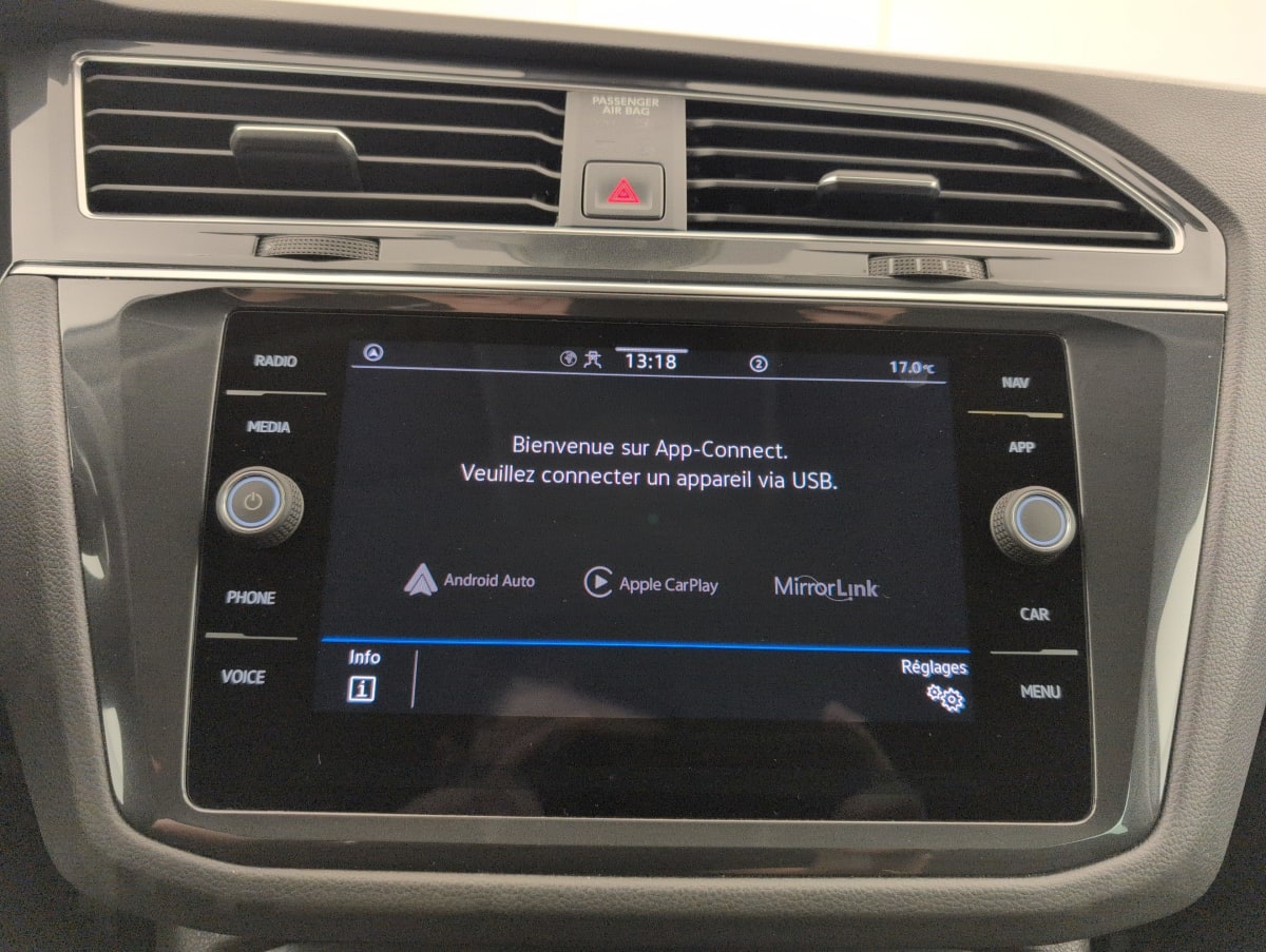 Volkswagen Tiguan - Image 17