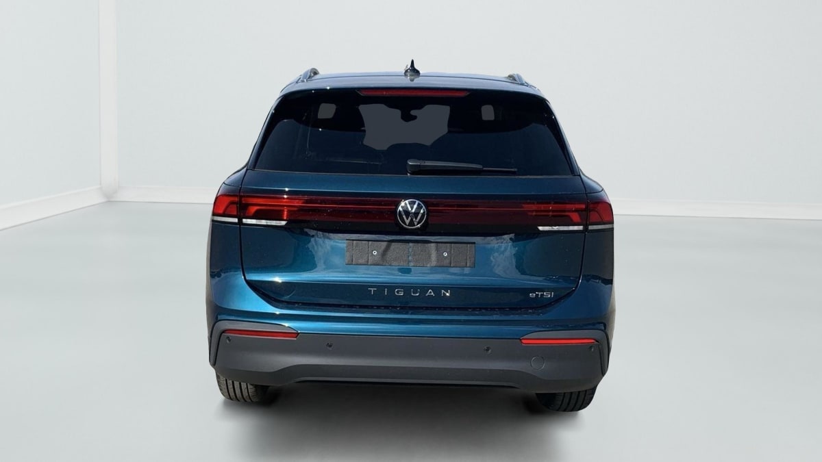 Volkswagen Tiguan - Image 7