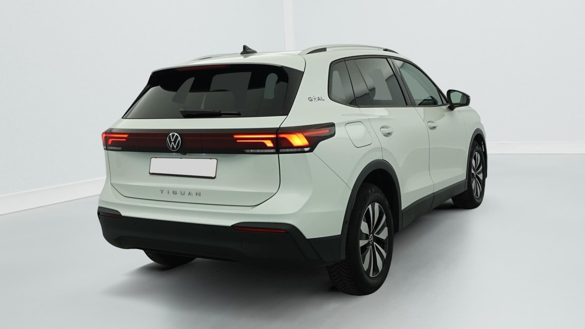 Volkswagen Tiguan - Image 7