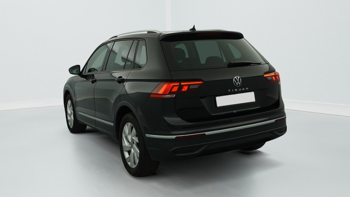 Volkswagen Tiguan - Image 5