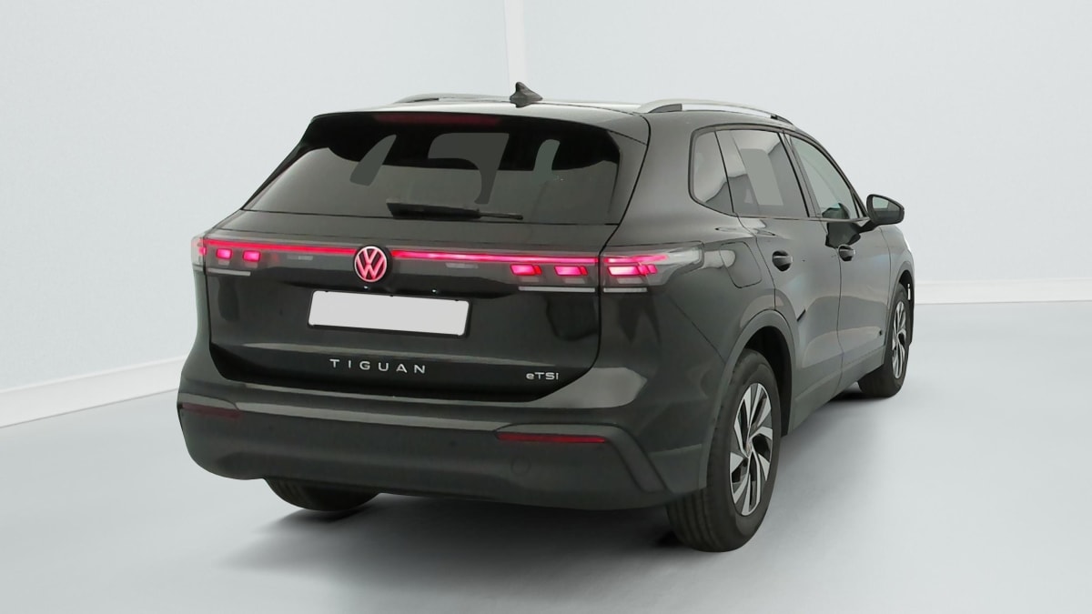 Volkswagen Tiguan - Image 82