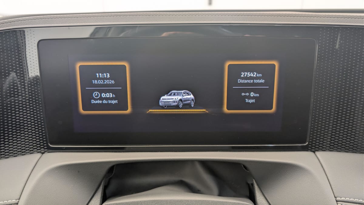 Volkswagen Tiguan - Image 25