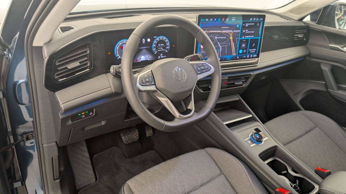 Volkswagen Tiguan - Image 15