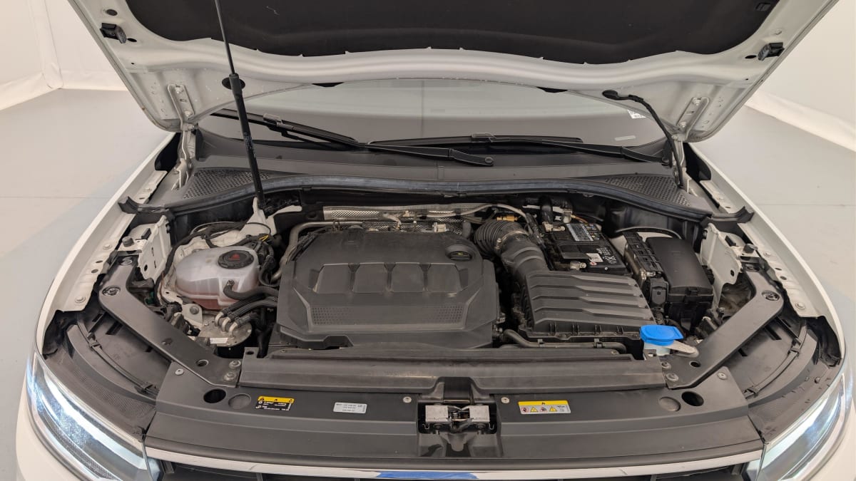 Volkswagen Tiguan - Image 21