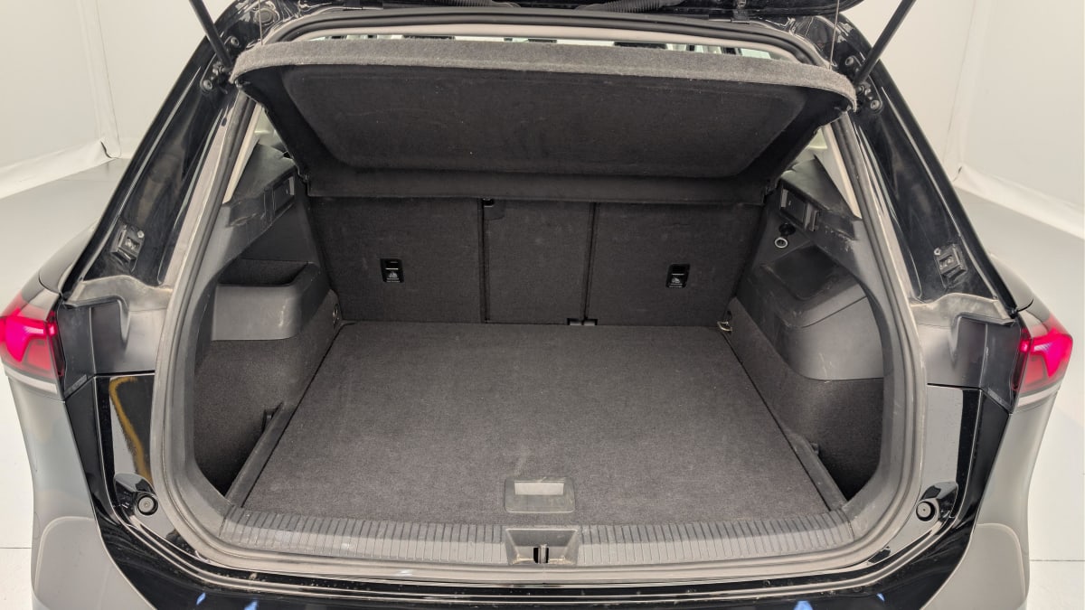 Volkswagen Tiguan - Image 11
