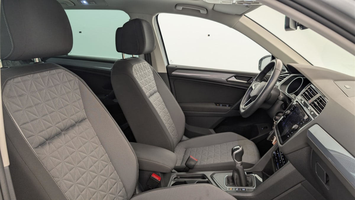 Volkswagen Tiguan - Image 9