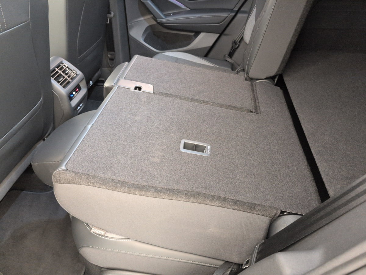 Volkswagen Tiguan - Image 12