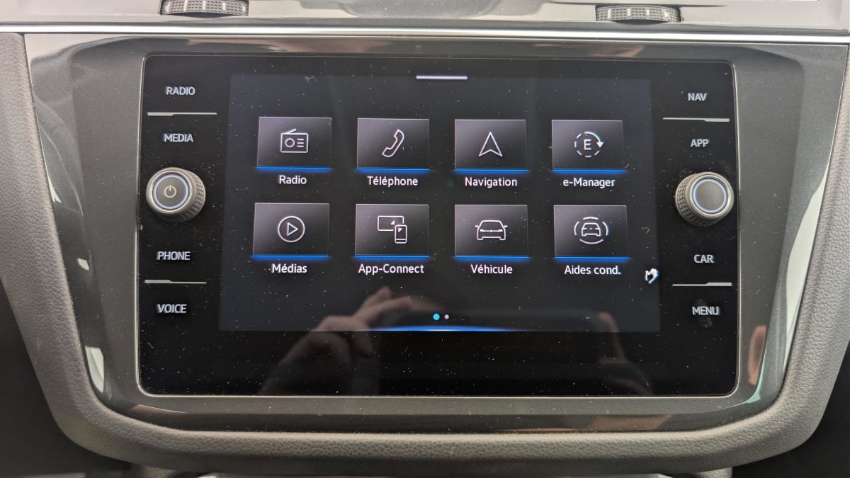 Volkswagen Tiguan - Image 17
