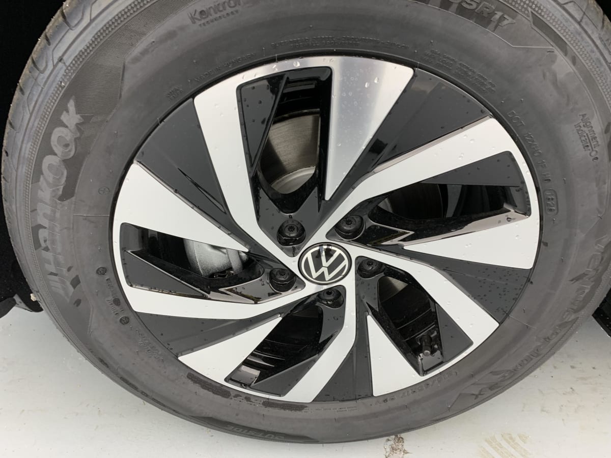 Volkswagen Tiguan - Image 26