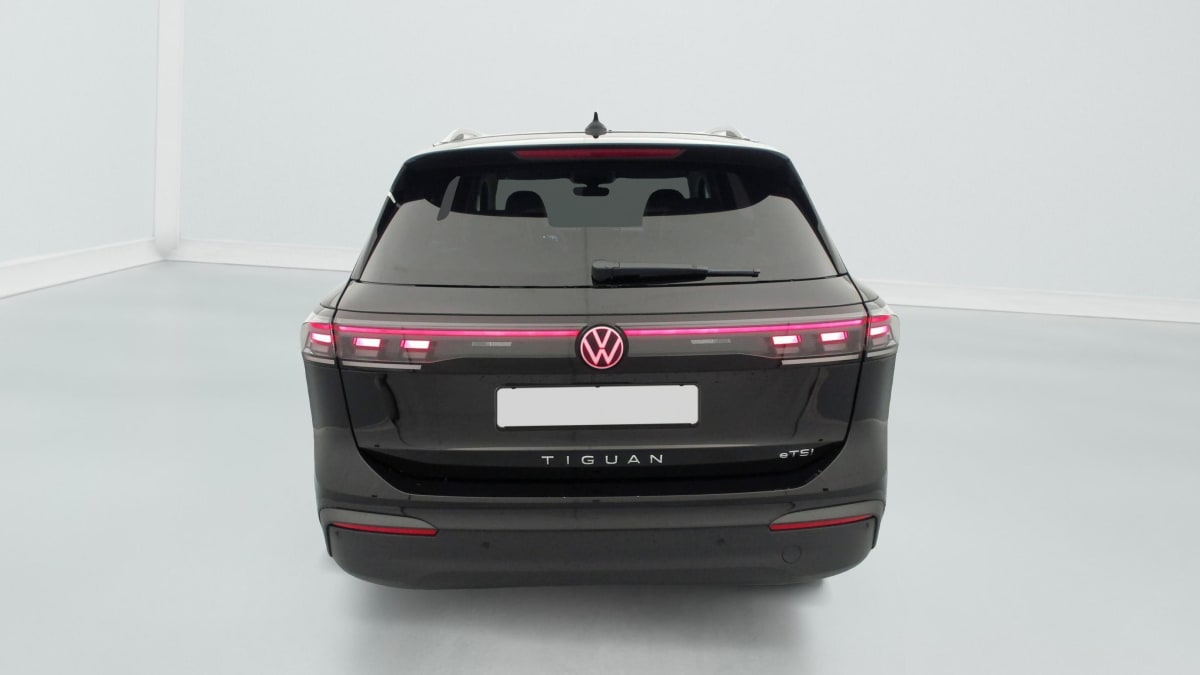 Volkswagen Tiguan - Image 6