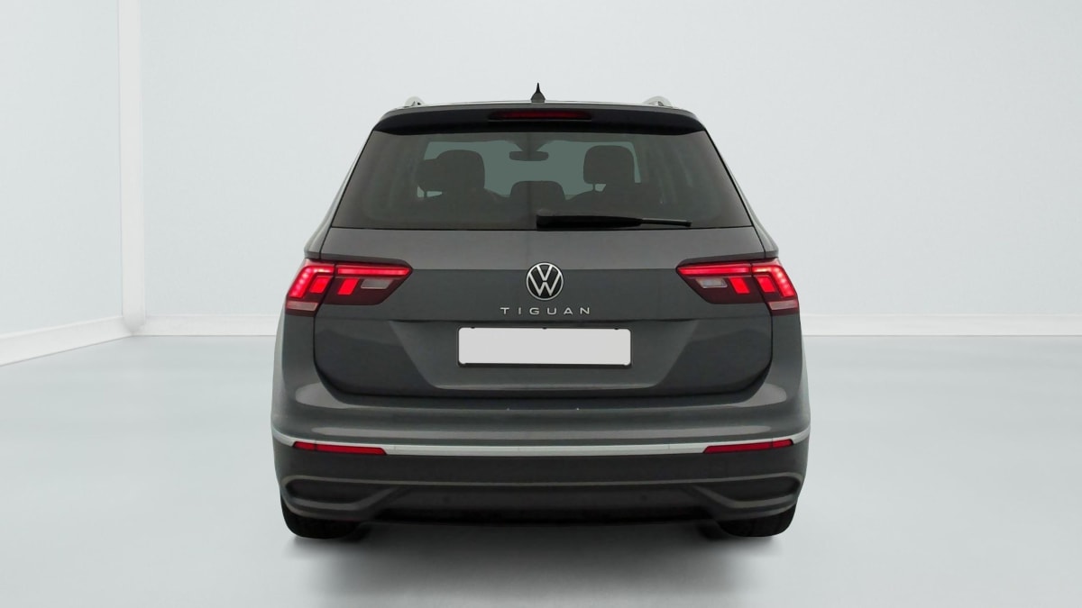 Volkswagen Tiguan - Image 6