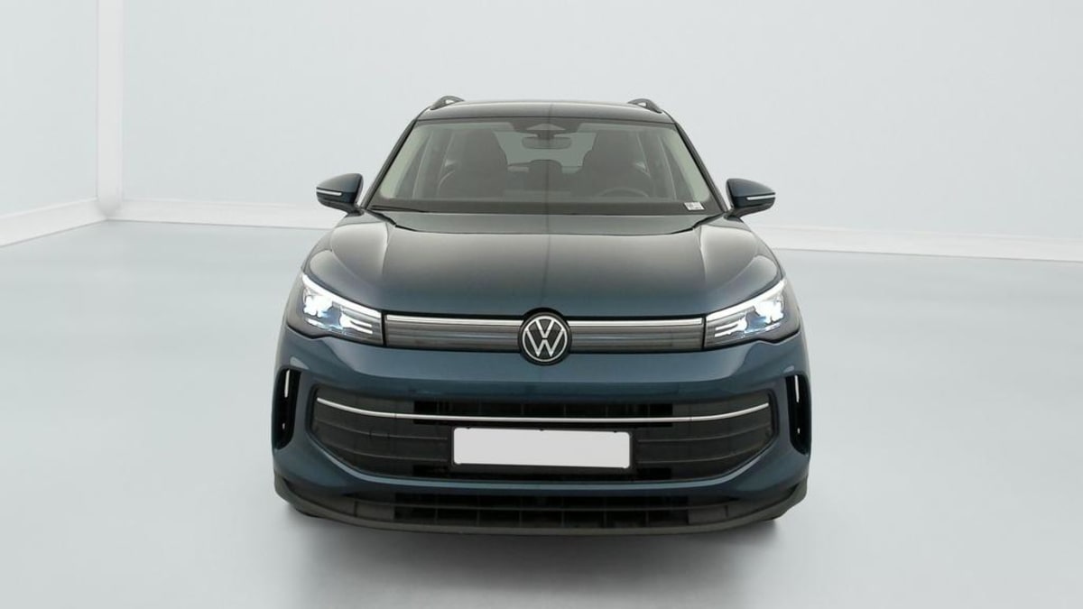 Volkswagen Tiguan - Image 2