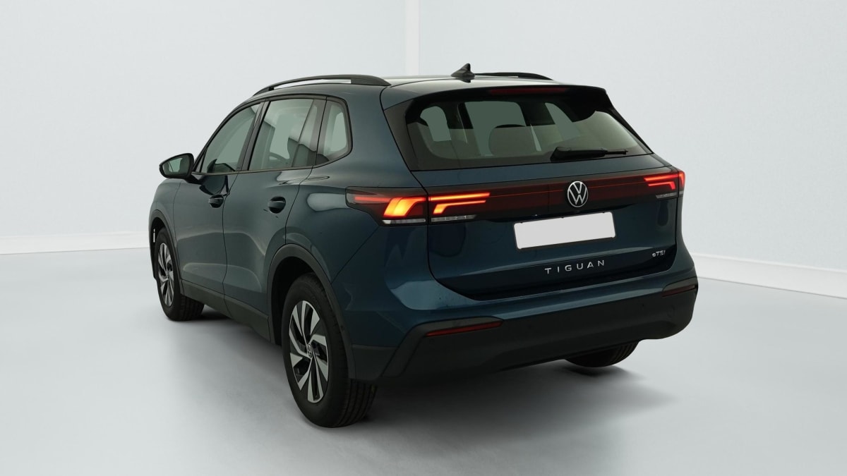 Volkswagen Tiguan - Image 5