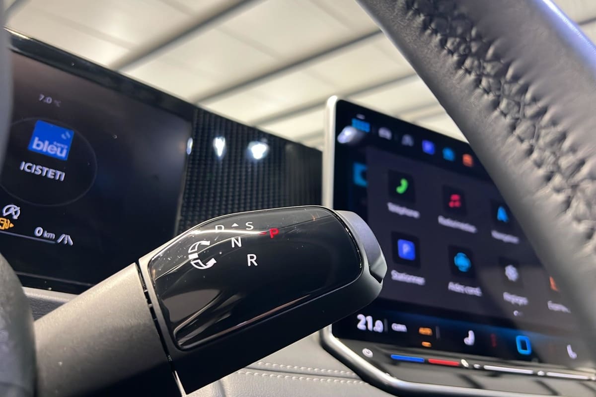 Volkswagen Tiguan - Image 16