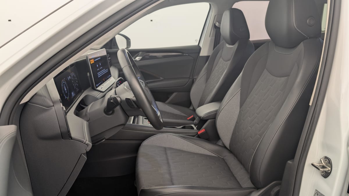 Volkswagen Tiguan - Image 16