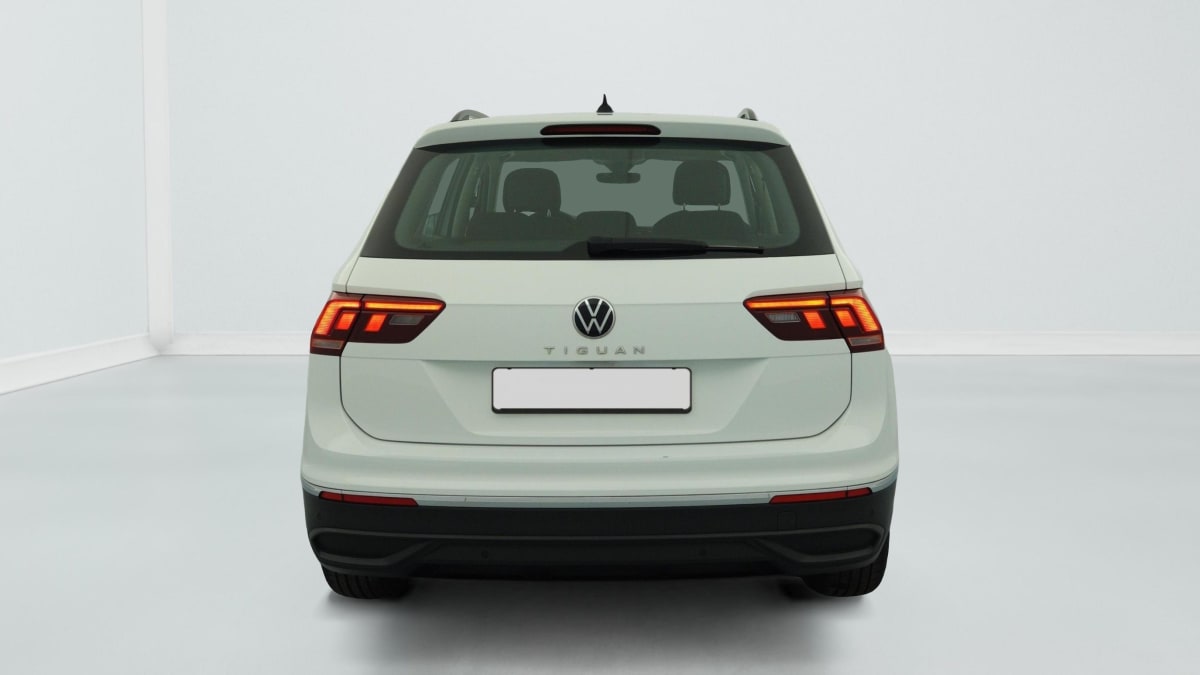 Volkswagen Tiguan - Image 6