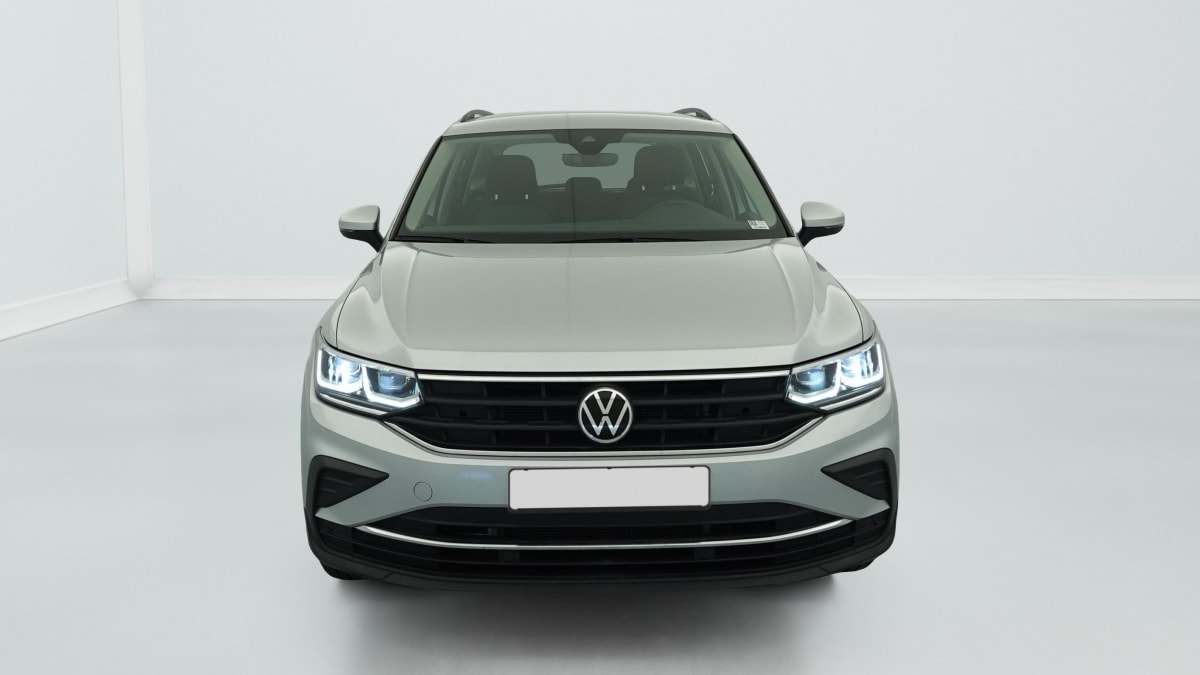 Volkswagen Tiguan - Image 2