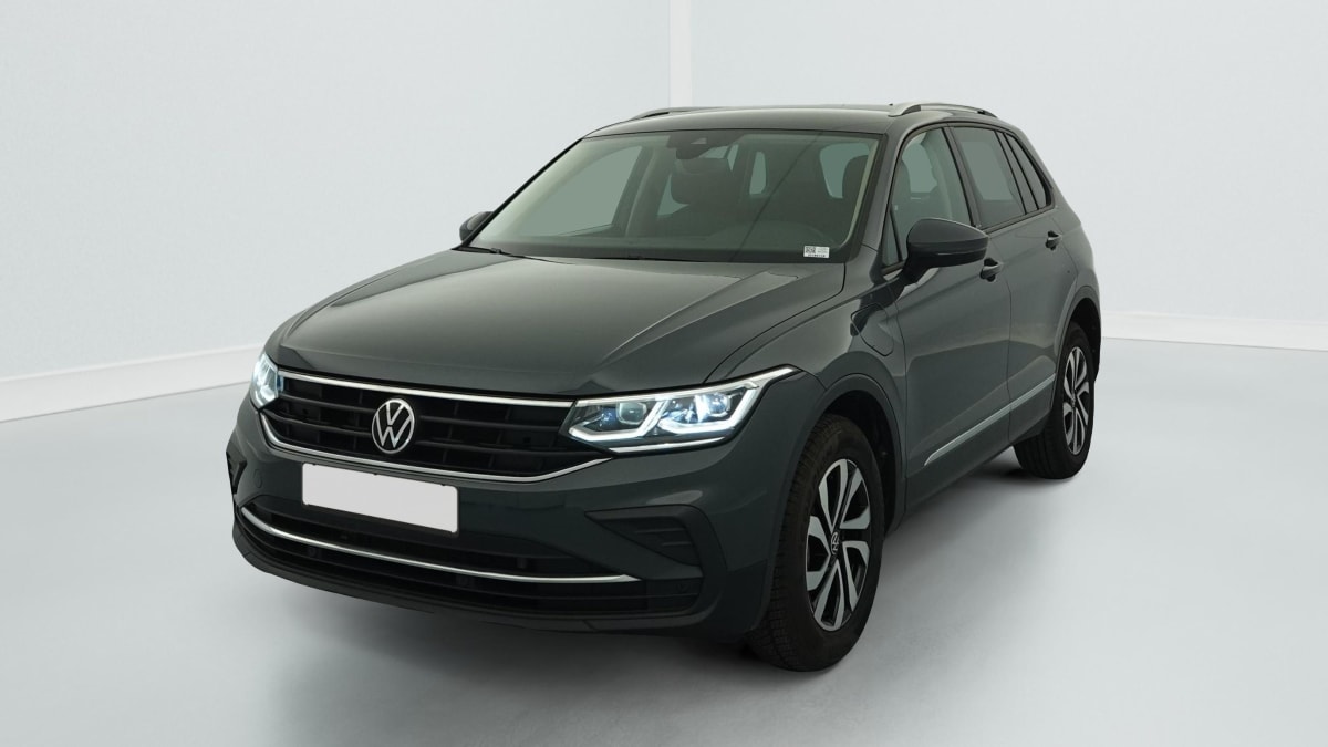 Volkswagen Tiguan - Image 3