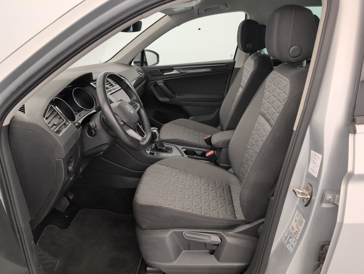Volkswagen Tiguan - Image 15