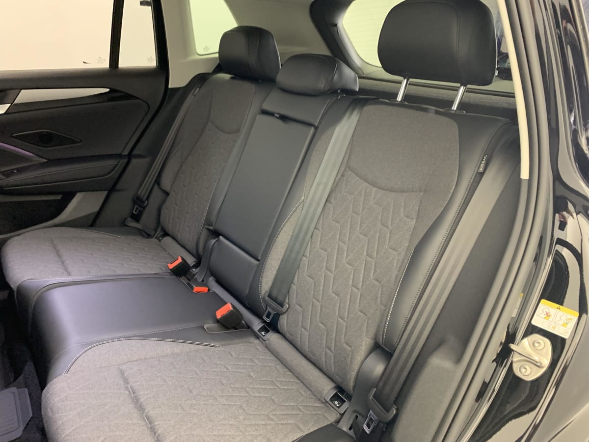 Volkswagen Tiguan - Image 24