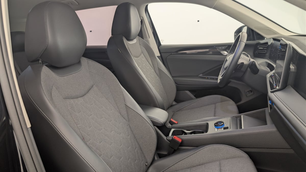 Volkswagen Tiguan - Image 9