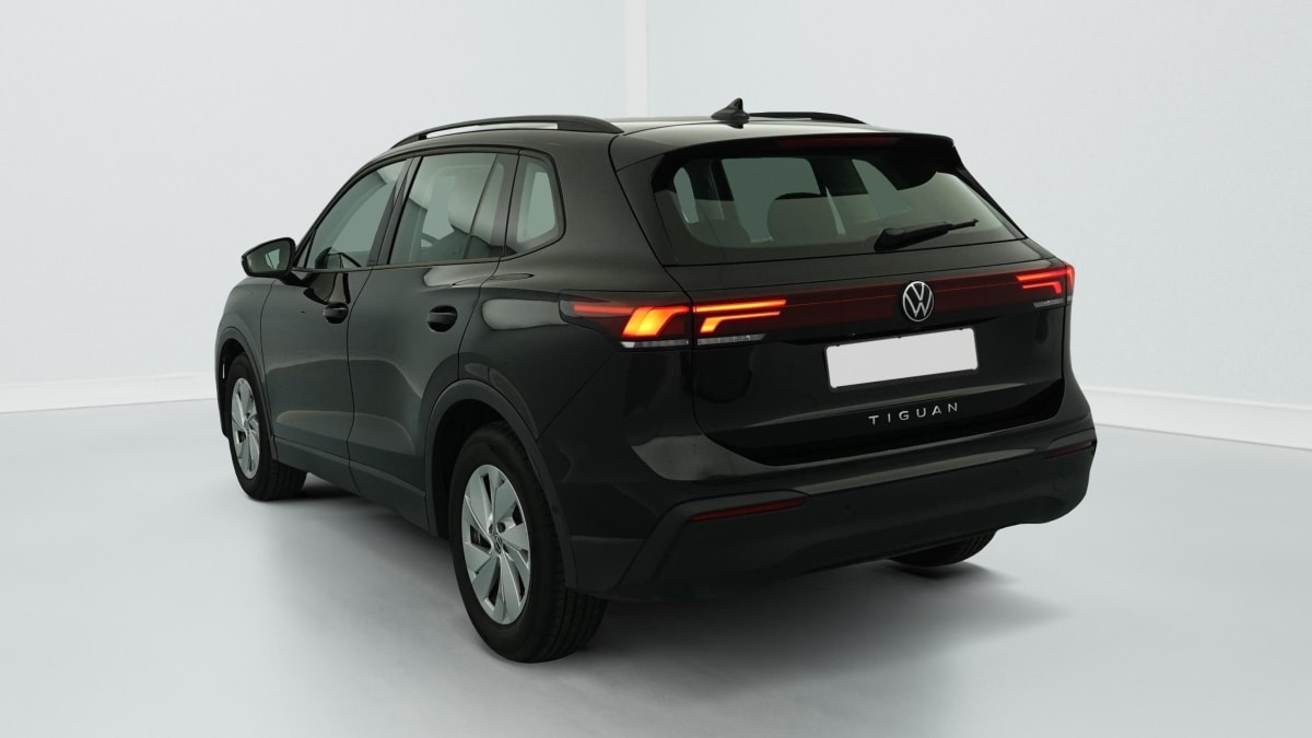 Volkswagen Tiguan - Image 5