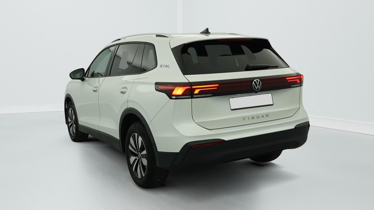Volkswagen Tiguan - Image 5