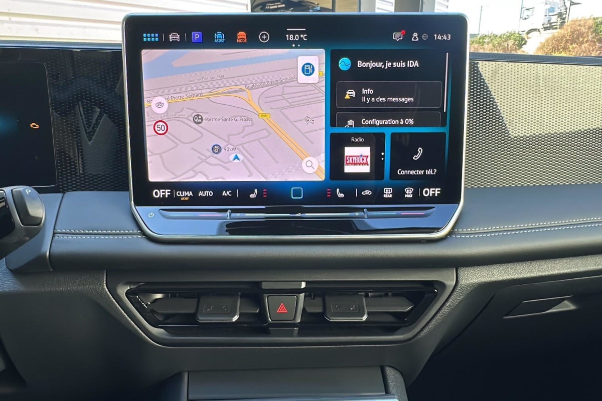 Volkswagen Tiguan - Image 18